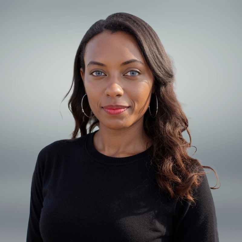Robyn DeSantos Thompson Apartment syndication